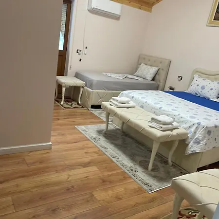 Rireyiana Hotel