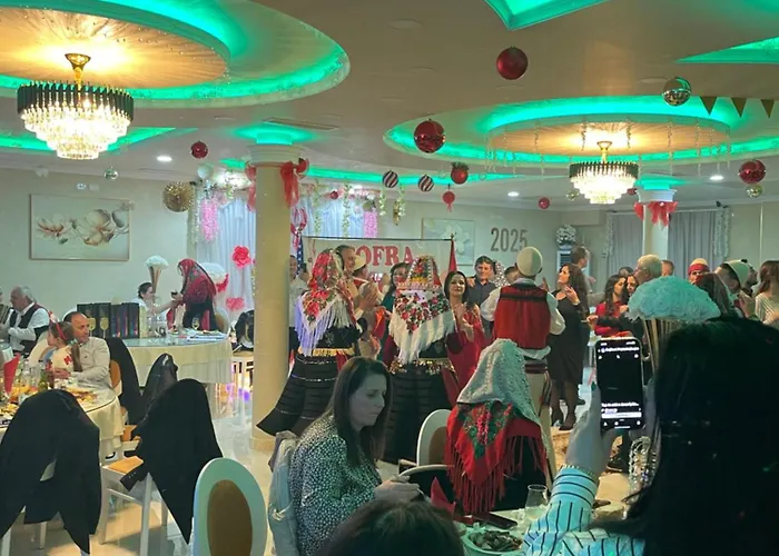 Otel Rireyana *