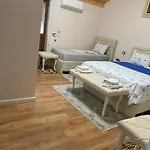 Rireyiana Hotel